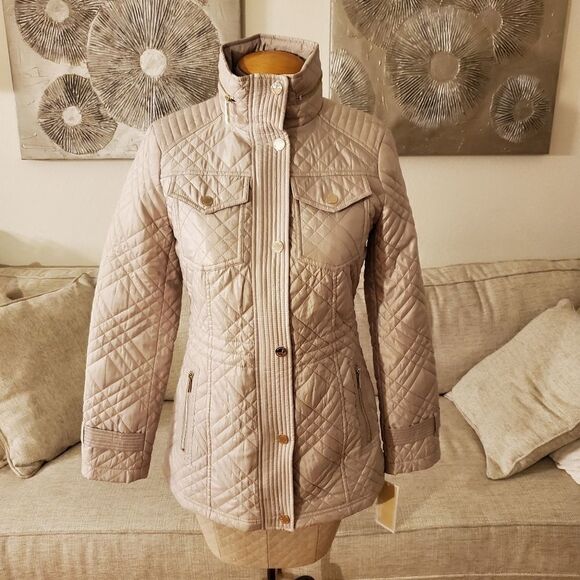 Michael Kors Missy Quilted Anorak Jacket - Picture 3 of 14